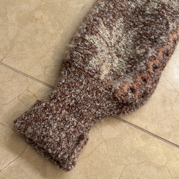 Free people brown snowflake sweater size smalll crop soft EUC - Picture 4 of 11